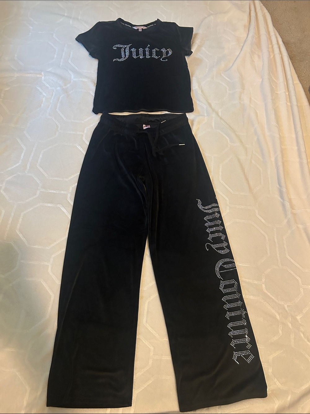 Juicy Couture Black Velour Logo Pajama Set with Rhinestone Detailing - Picture 2 of 5